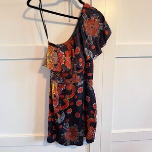 French Connection Silk one shoulder ruffle dress, Size 4